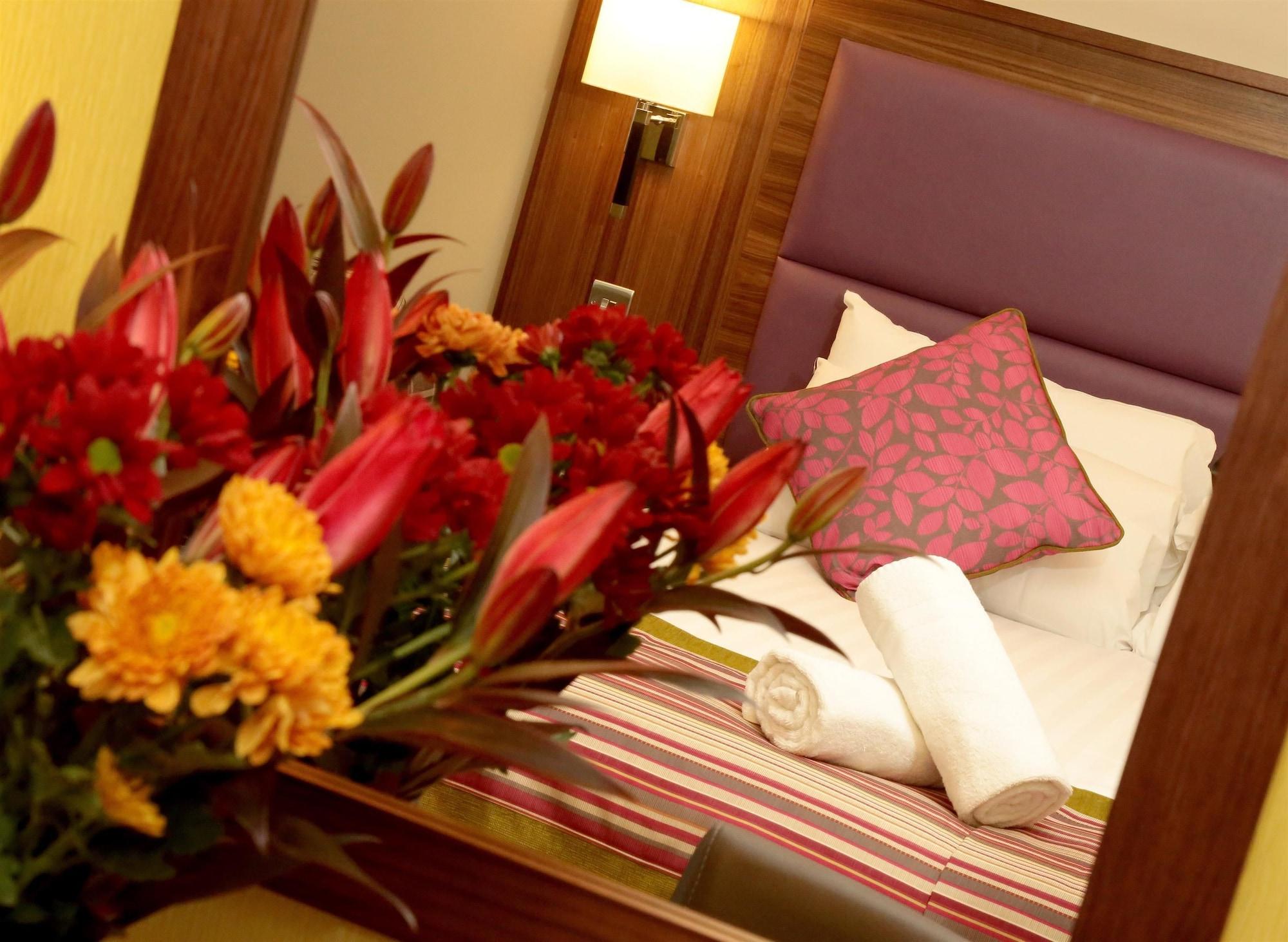 Woodlands Hotel, BW Signature Collection Dundee Ngoại thất bức ảnh